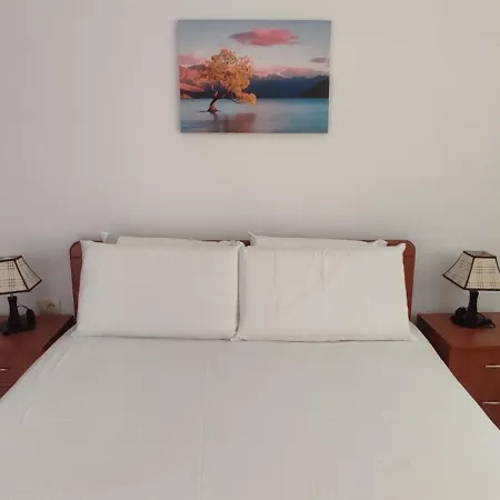 Sea Breeze Bougainville Bay 公寓 Sarandë