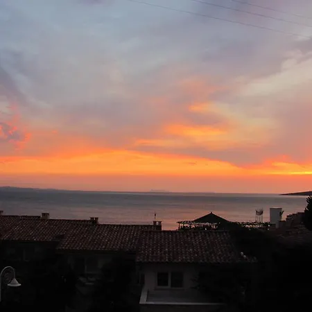 Sea Breeze Bougainville Bay