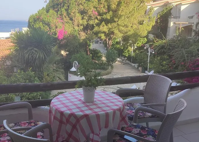 Sea Breeze Bougainville Bay Apartman *