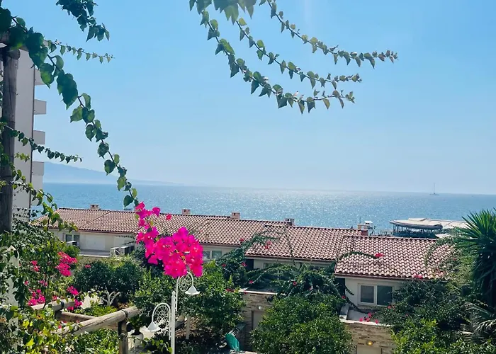 Sea Breeze Bougainville Bay Apartman