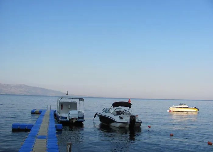 Sea Breeze Bougainville Bay * Sarandë